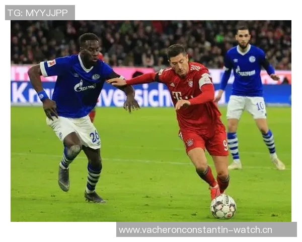 沙尔克险胜连胜五轮，德甲序曲震撼开启